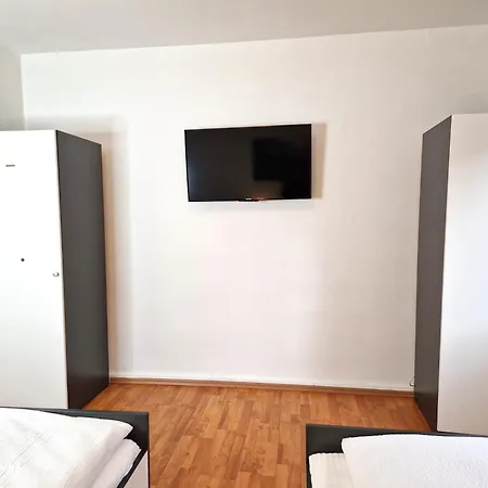 Apartament Meribu F85-87 Fuer Monteure Und Arbeiter