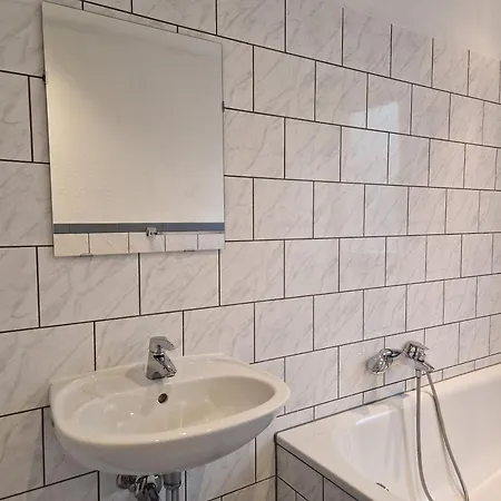 Meribu F85-87 Fuer Monteure Und Arbeiter Apartment *
