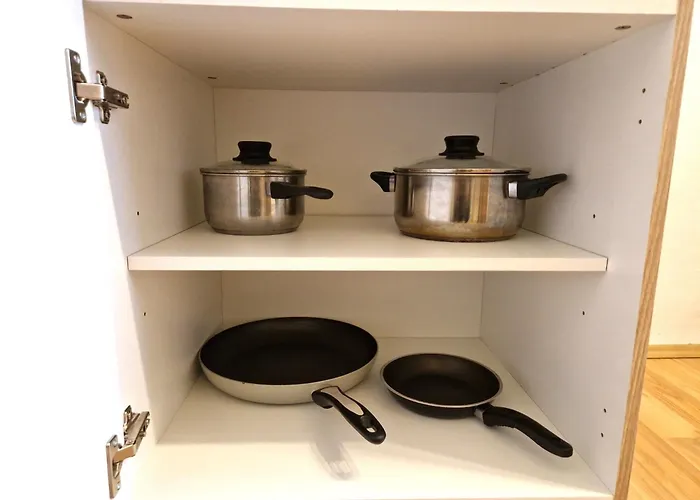 Meribu F85-87 Fuer Monteure Und Arbeiter Appartamento